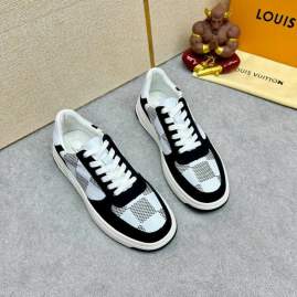 Picture of Louis Vuitton Shoes _SKULVsz38-44mnf051117113